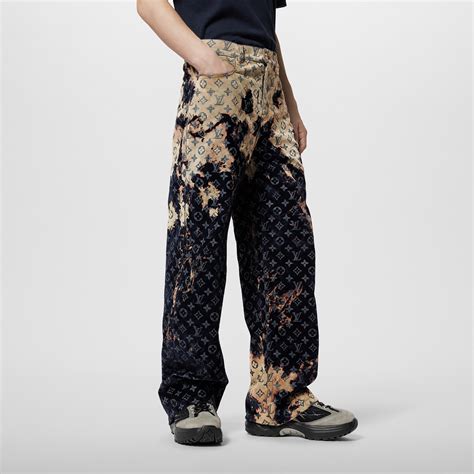 louis vuitton pants.